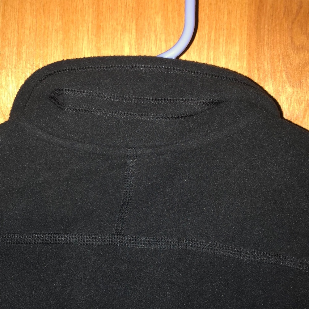 The Northface Fleece - Picture 7 of 8